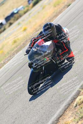 media/Oct-15-2023-TrackXperience (Sun) [[85198ff50b]]/Group 3/session 4 turn 3/